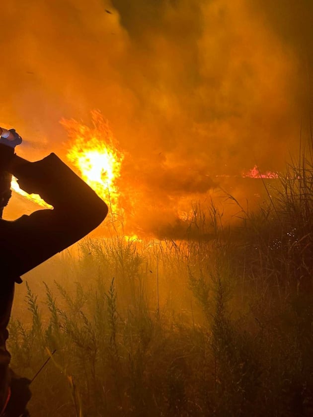 Φωτιά στη Σάμο στην περιοχή Ποτοκάκι, ισχυρές δυνάμεις στο σημείο