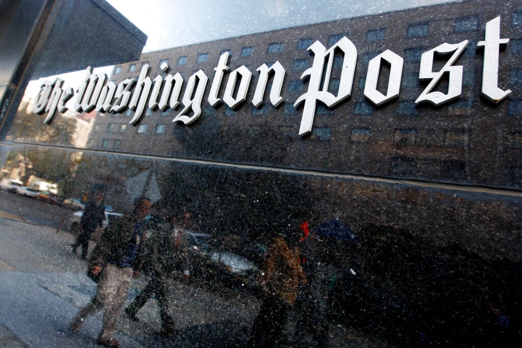 Washington Post: Ο Ίλον Μασκ εργαζόταν παράνομα για κάποιο διάστημα στις ΗΠΑ τη δεκαετία του ‘90