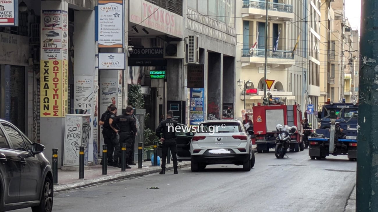 Βίντεο – ντοκουμέντα από τη σύλληψη του 39χρονου Αλβανού με τα όπλα και τα εκρηκτικά στην οδό Σωκράτους