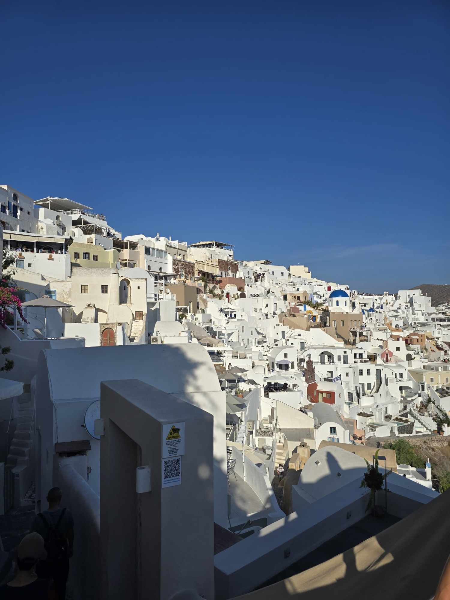 Η Σαντορίνη είναι το πεντάστερο νησί της Ελλάδας, η ναυαρχίδα του τουρισμού πολυτελείας