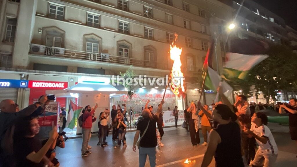 Πορείες σε Αθήνα και Θεσσαλονίκη κατά του πολέμου στη Μέση Ανατολή