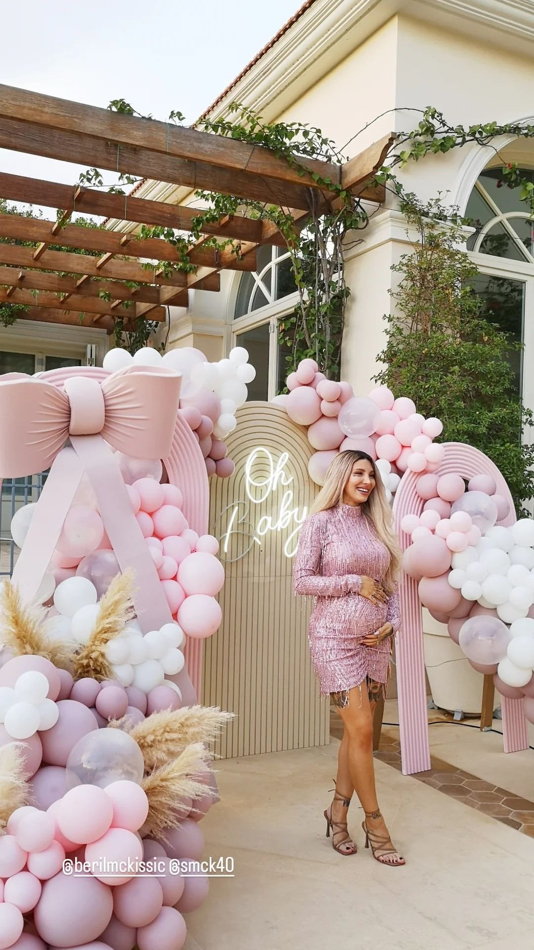 Σακίλ ΜακΚίσικ: Η υπερπαραγωγή baby shower του παίκτη του Ολυμπιακού με την αγαπημένη του, Μπέριλ ΜακΚίσικ