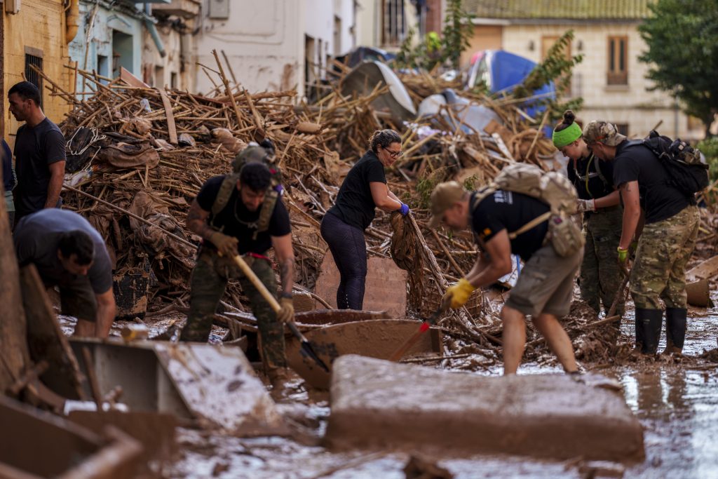 Οι κινήσεις ανθρωπιάς της αθλητικής κοινότητας στους πληγέντες της κακοκαιρίας “DANA”