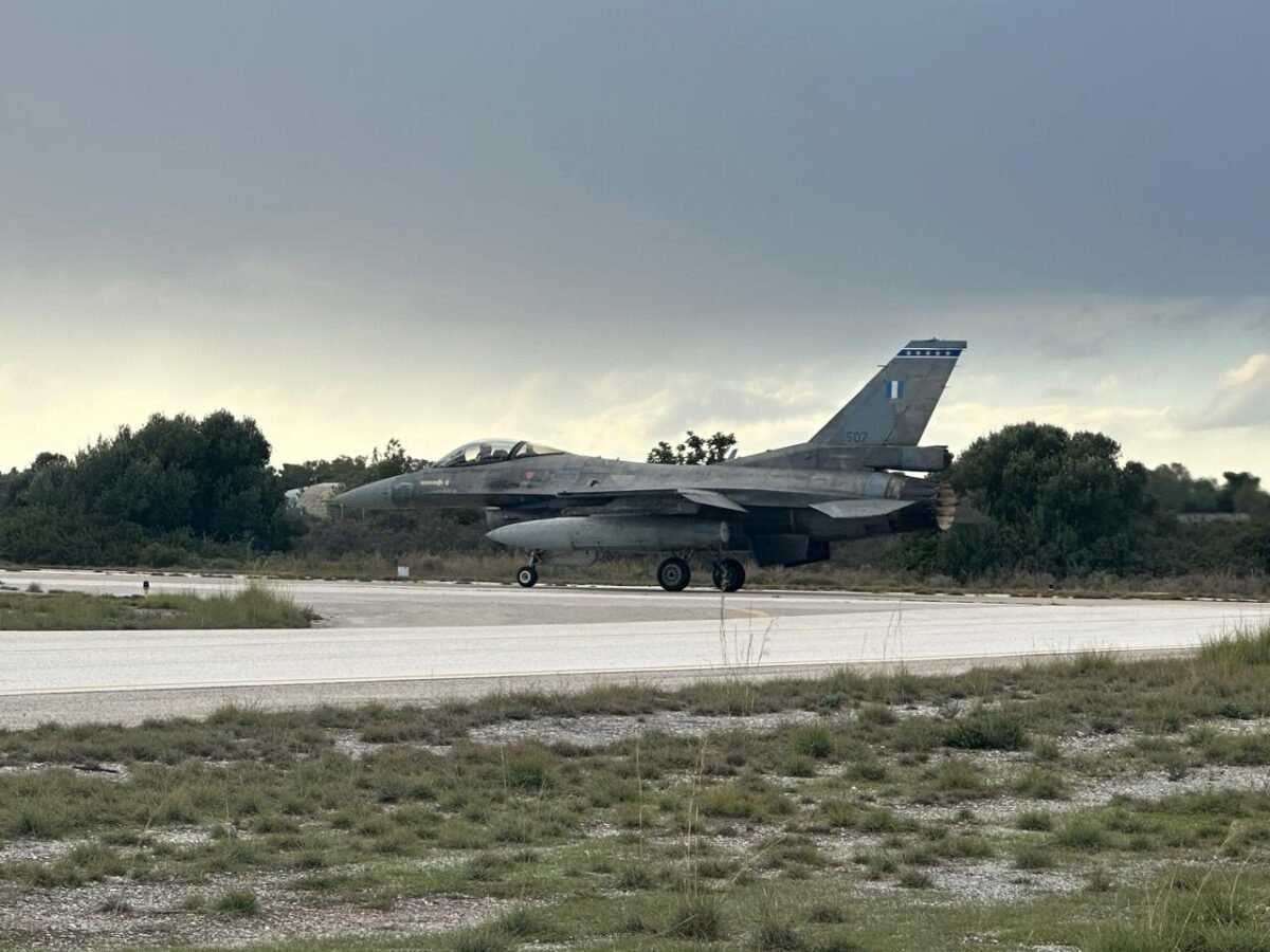 F-16 Viper: Με 30 αεροσκάφη στο οπλοστάσιό της η Πολεμική Αεροπορία στέλνει «σήμα κυριαρχίας» στο Αιγαίο