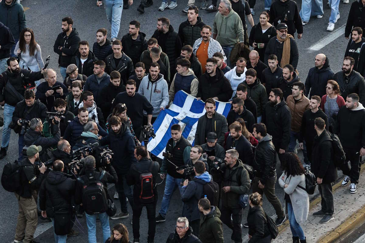 Η εκτεταμένη και ειρηνική διαδήλωση στην Αθήνα για την 51η επέτειο της εξέγερσης του Πολυτεχνείου