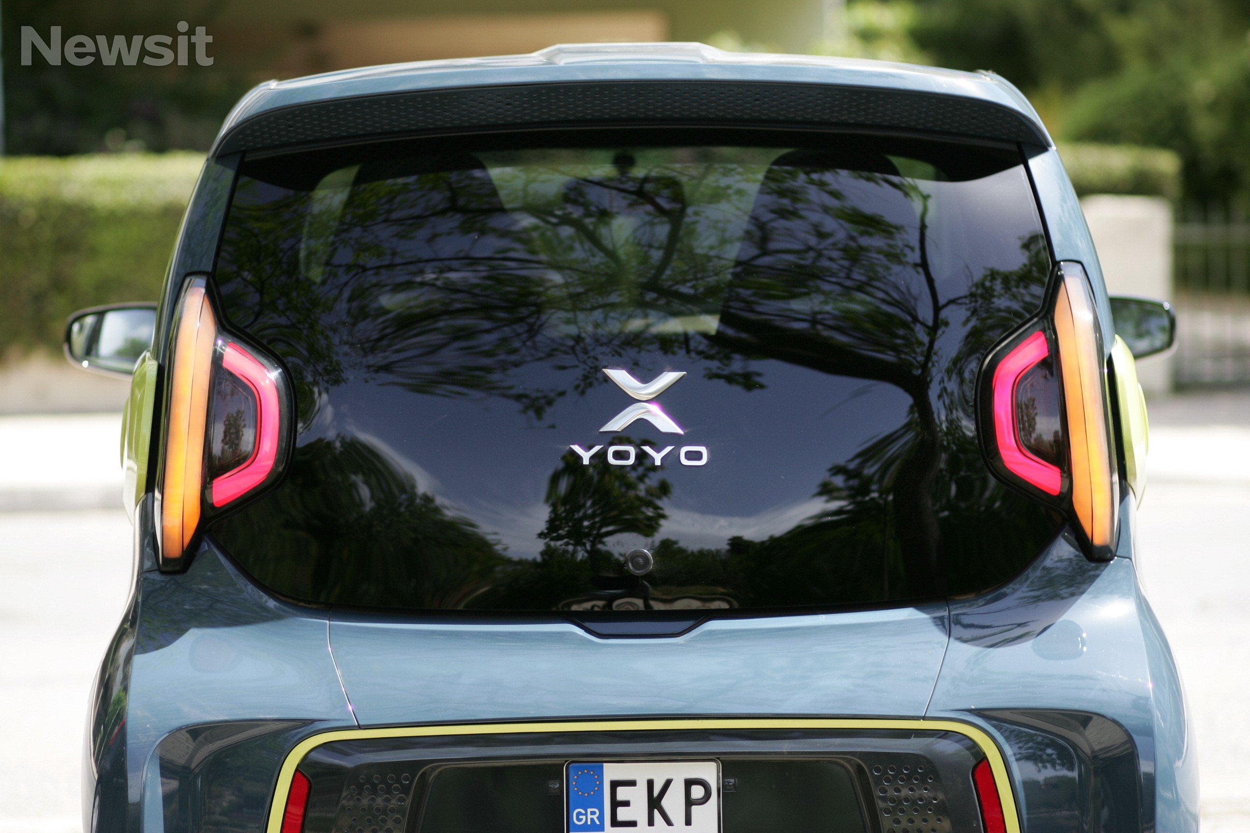 XEV YOYO – Δοκιμή: Ένα microcar με αφαιρούμενες μπαταρίες, άνεση και στυλ!