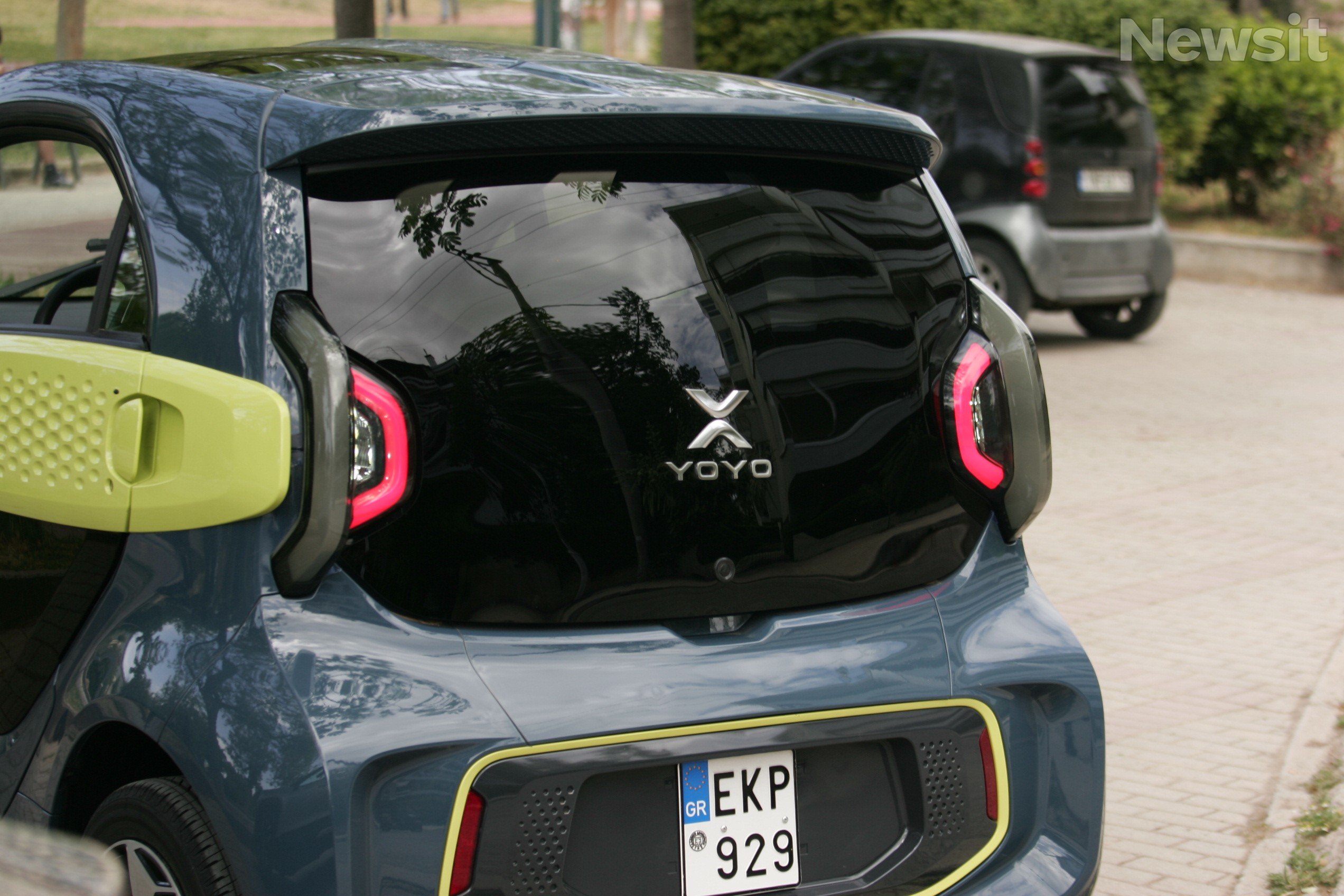 XEV YOYO – Δοκιμή: Ένα microcar με αφαιρούμενες μπαταρίες, άνεση και στυλ!