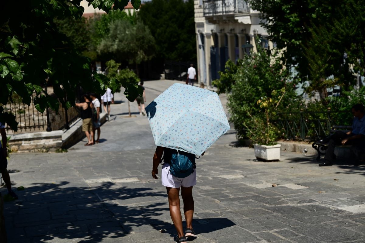 Κλιματική αλλαγή: Αυξάνονται οι καύσωνες και η ξηρασία στην Ελλάδα, 3 περιοχές στο «κόκκινο» – 10 περιφέρειες και πόλεις σε κίνδυνο πλημμυρών