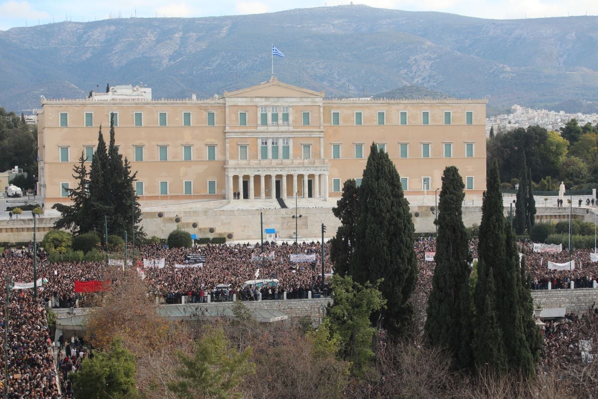 Τραγωδία των Τεμπών: Λαοθάλασσα αγανάκτησης για τις 57 ψυχές – Χιλιάδες πολιτών σε όλη την Ελλάδα, βροντοφώναξαν «Δεν έχω οξυγόνο»