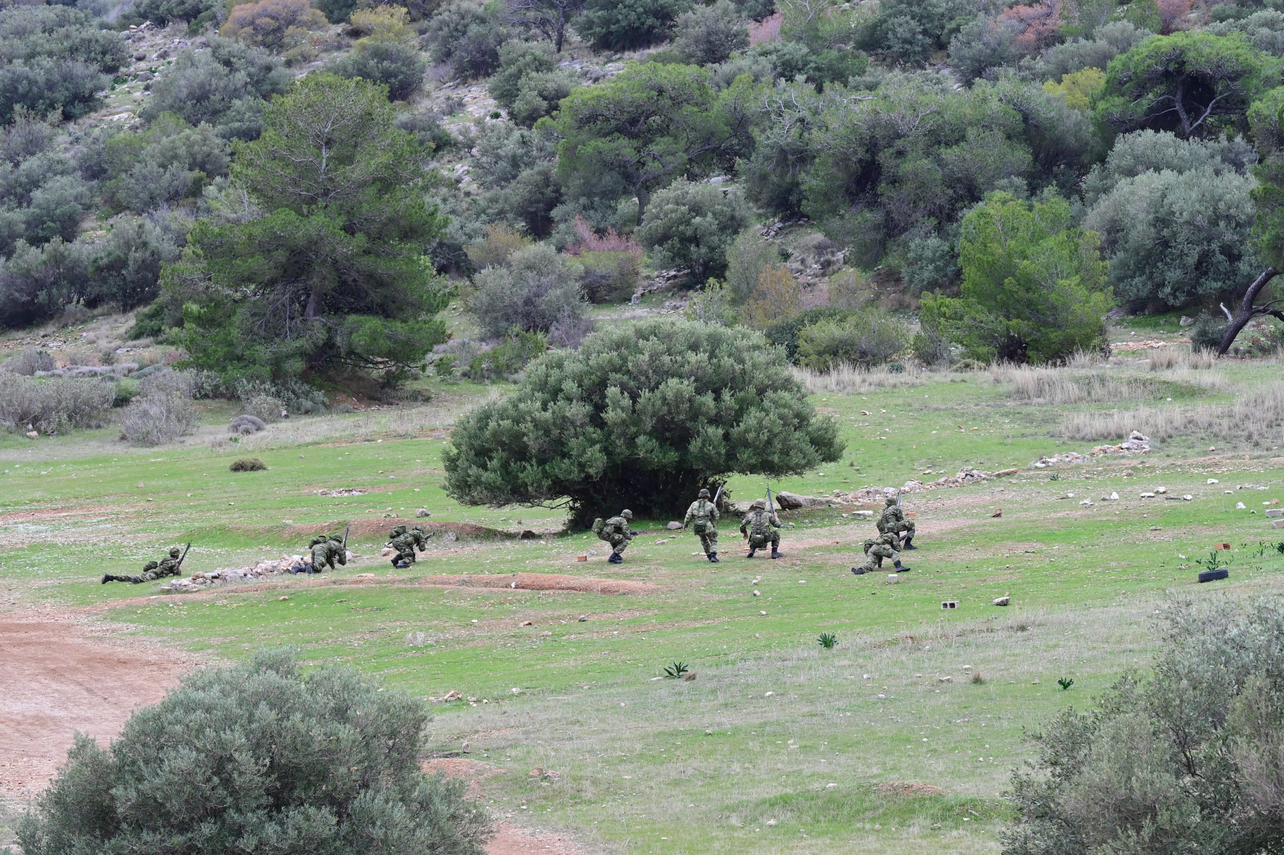 Η εντυπωσιακή χειμερινή εκπαίδευση των ηγετών του αύριο του ελληνικού στρατού – Δείτε εικόνες