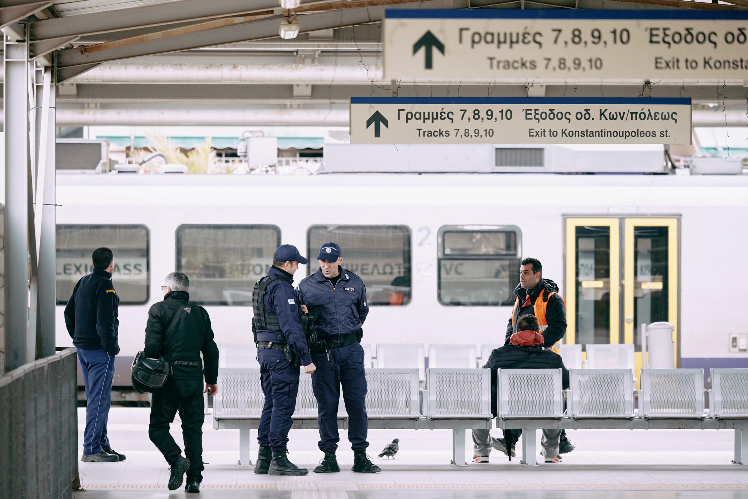 Αστυνομικοί στα μέσα μεταφοράς στην Αττική: Σχέδιο «Αριάδνη» κατά της παραβατικότητας