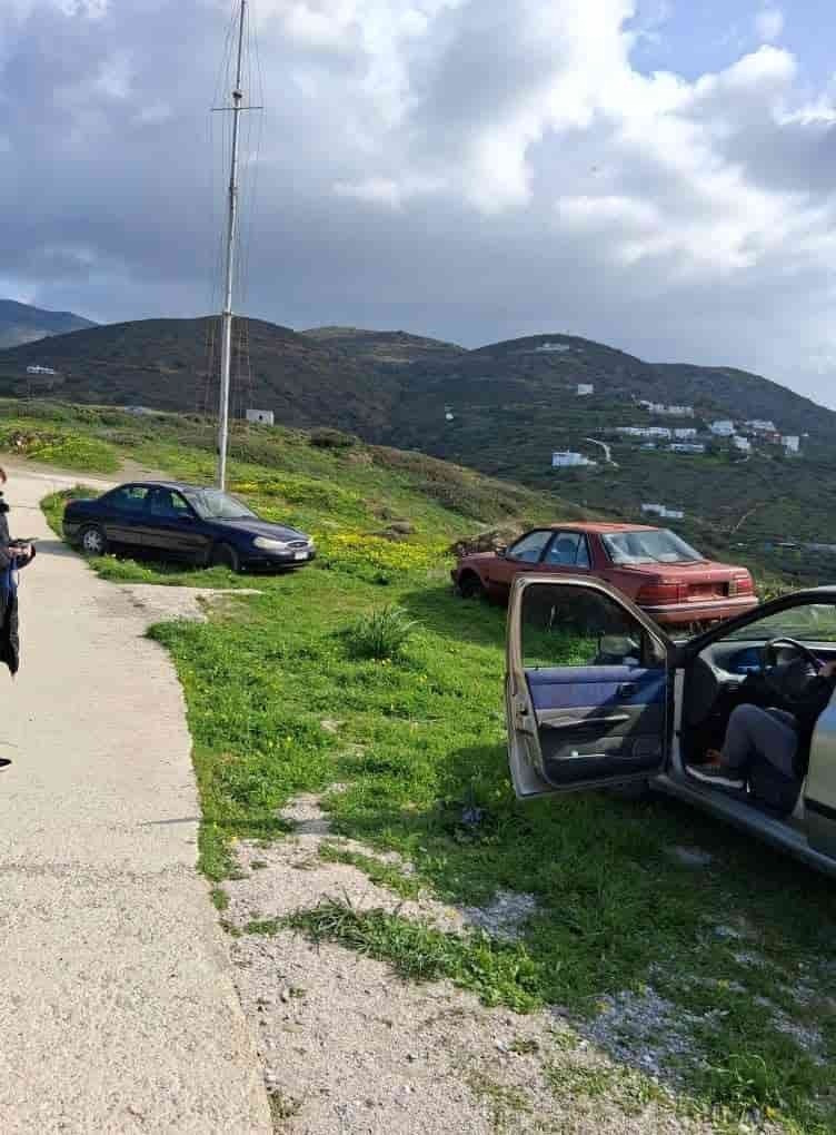 Σεισμοί στις Κυκλάδες: Μια ακόμη νύχτα αγωνίας στη Σαντορίνη, συνεχείς οι σεισμικές δονήσεις – Ερήμωσε το νησί