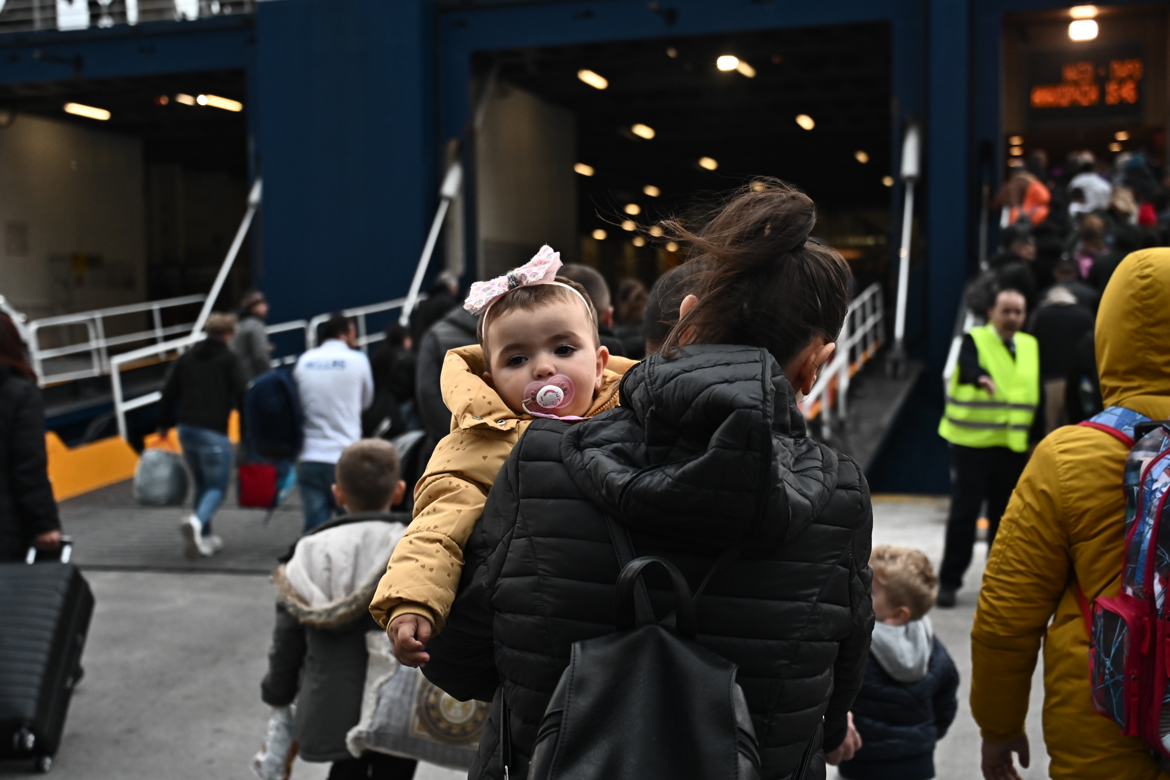 Σεισμοί στη Σαντορίνη: Η μεγάλη απομάκρυνση – Ξεριζωμός για τους κατοίκους του νησιού που «χορεύουν» με τα ρίχτερ