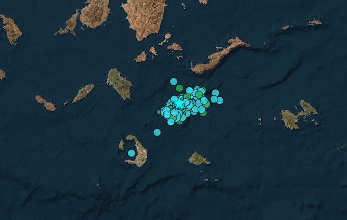 Σεισμοί στη Σαντορίνη: Συνεχίζεται η σεισμική δραστηριότητα – Σε επιφυλακή όσοι κάτοικοι παραμένουν στο νησί