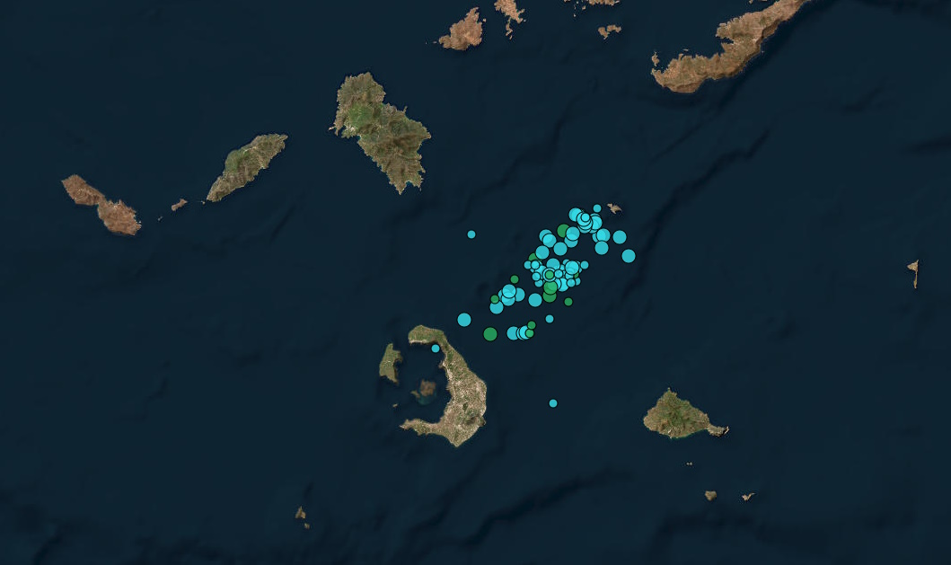 Σαντορίνη: Περισσότεροι από 200 σεισμοί την τελευταία εβδομάδα κοντά στο νησί – «Δεν σχετίζονται με το ηφαίστειο»