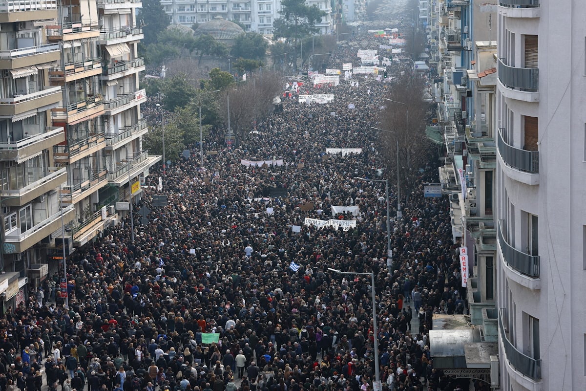 Τέμπη: Η φωνή της Ελλάδας μέσα από τον φακό του Reuters – Συγκλονιστικές εικόνες από τα συλλαλητήρια