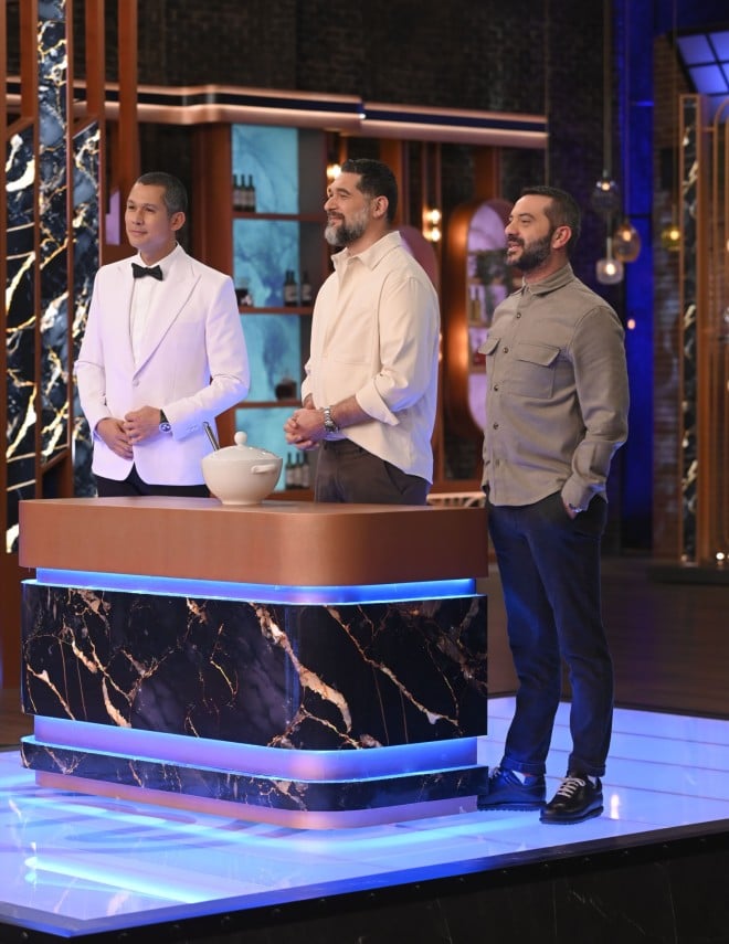 MasterChef: Νέο Mystery Box με φουλ πειράγματα στον Σωτήρη Κοντιζά