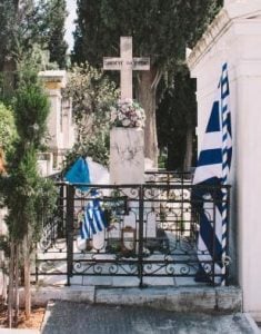 Ήρωες του 1821: Τα ιστορικά μνημεία του Α’ Νεκροταφείου Αθηνών